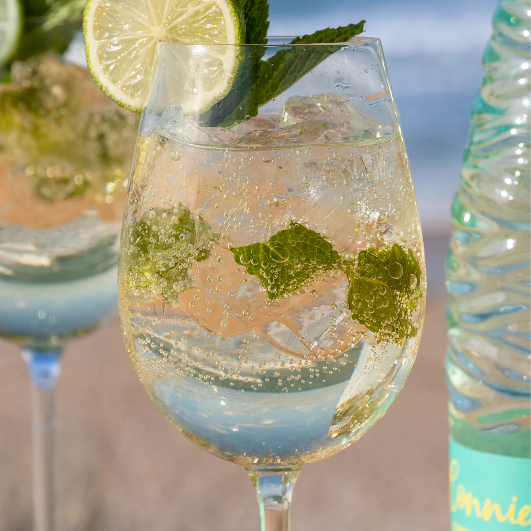 Connie Glaze Elderflower Vodka Liqueur - Image 2