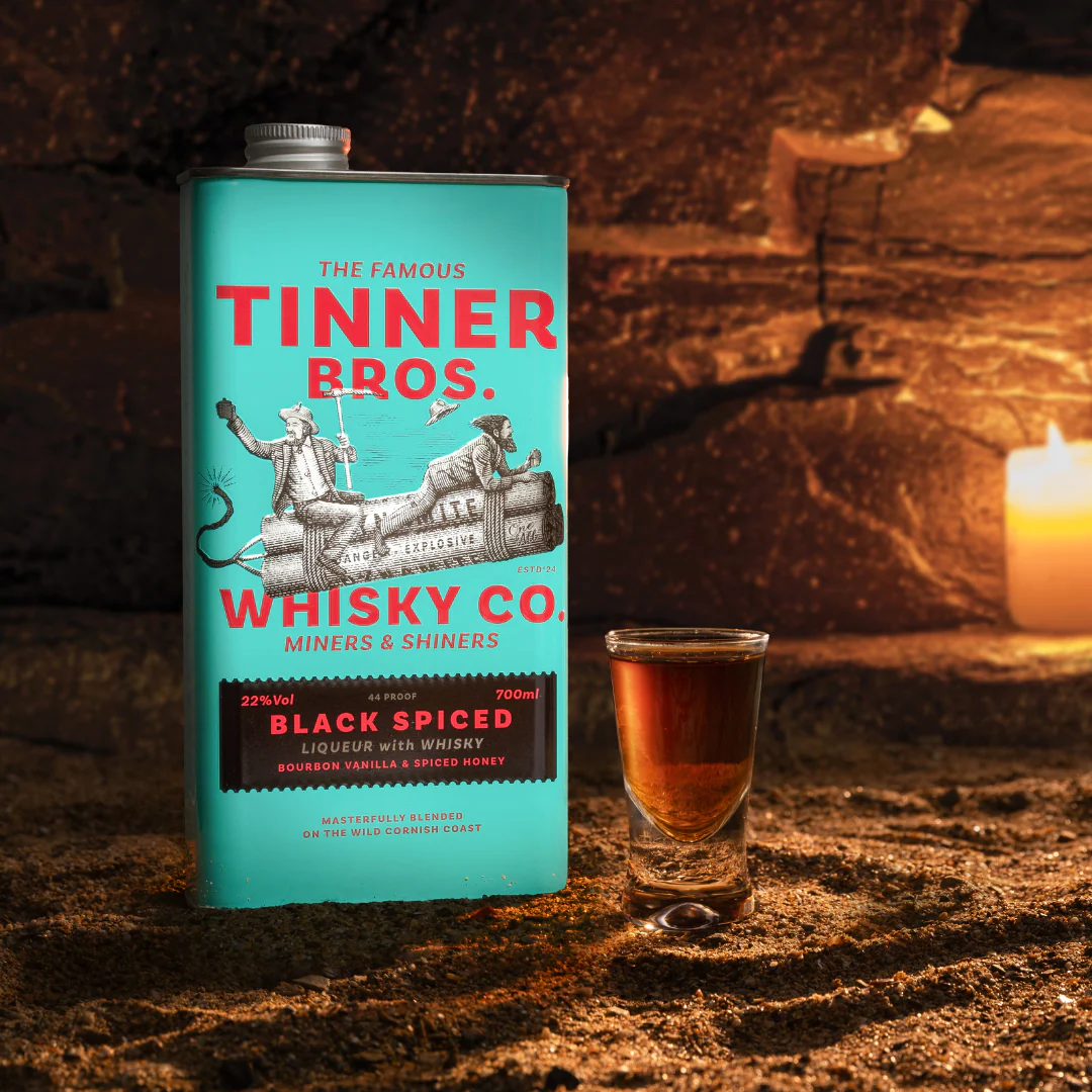 Tinner Bros Black Spiced Whisky Liqueur - Image 3