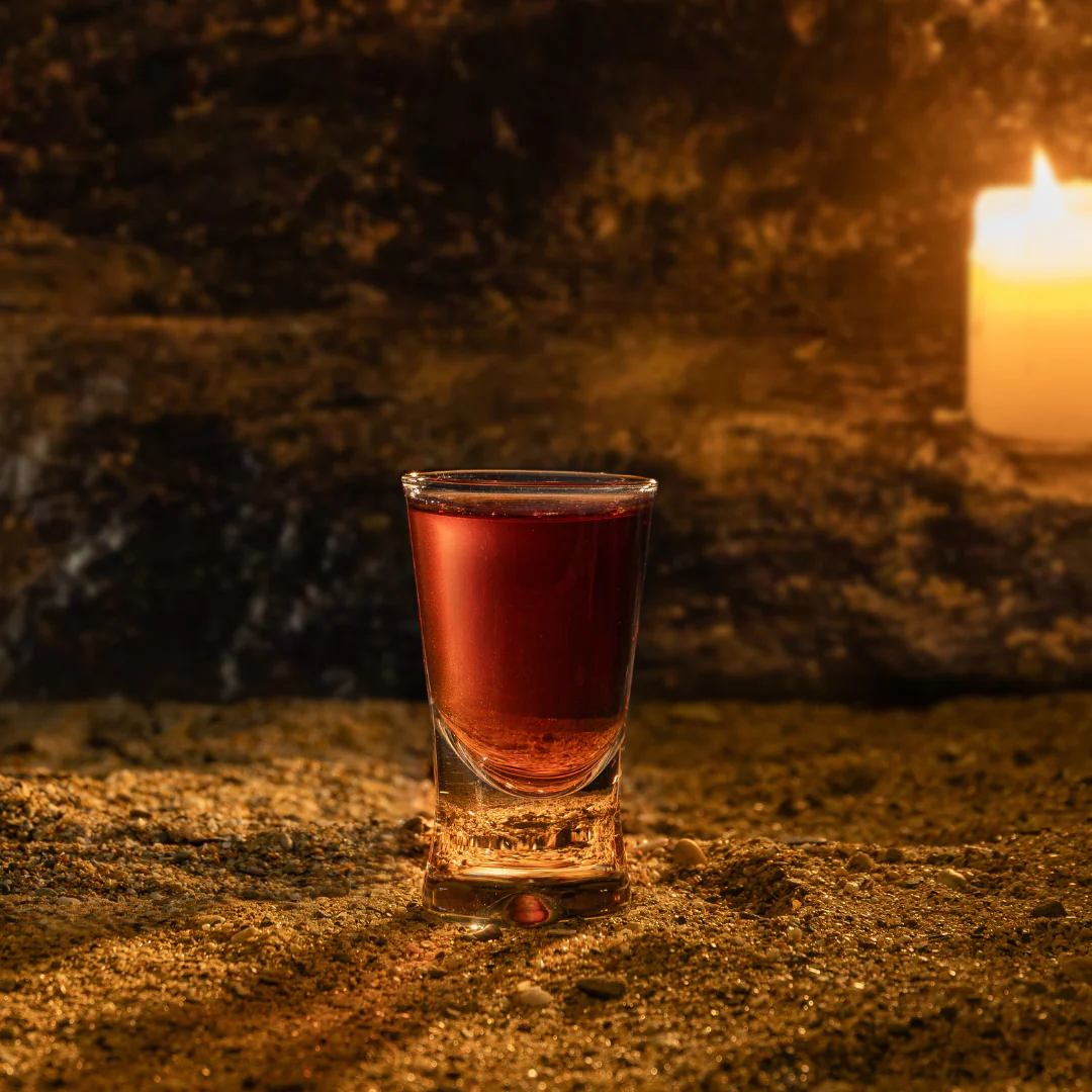 Tinner Bros Wild Cherry Whisky Liqueur - Image 3